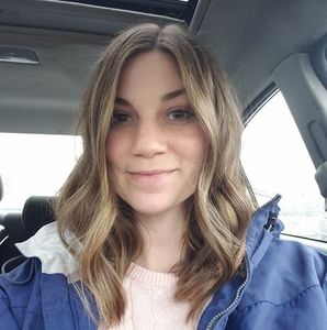 Meet your Posher, Liza